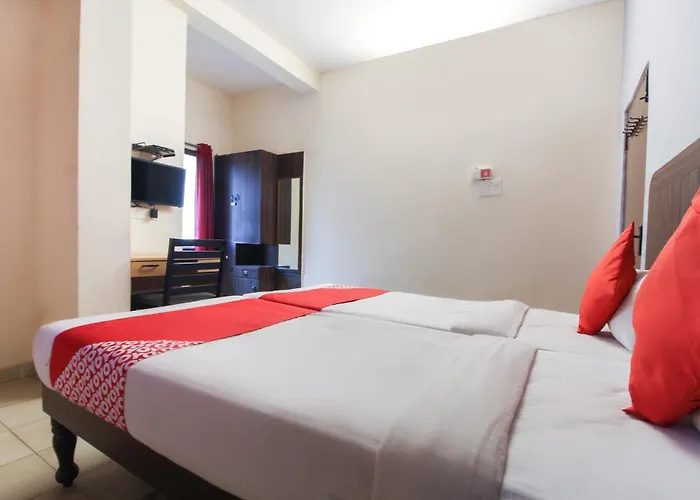 Hotel O Regal Near Paradise Circle