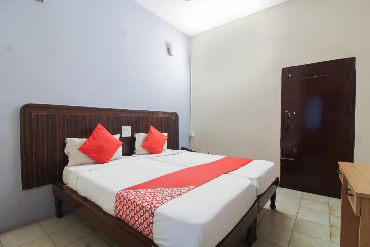 Hotel O Regal Near Paradise Circle 3*